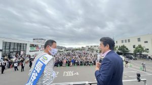 Former Japanese PM Shinzo Abe addressing an election rally