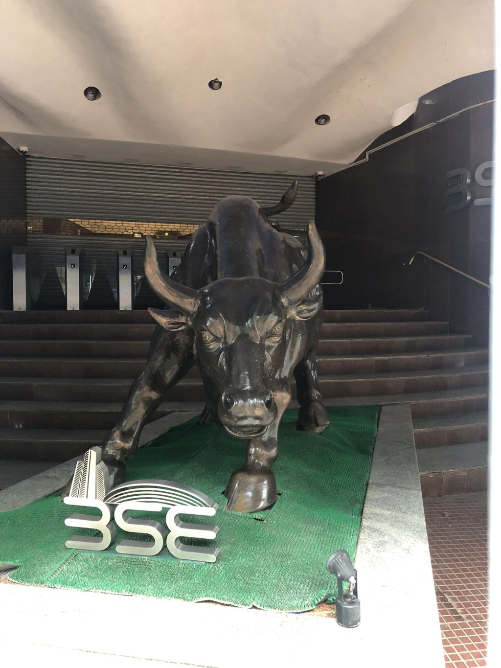 Bombay Stock Exchange (Image credit @BSE)