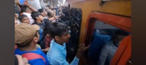 Massive rush of passengers for trains for Chhath festival