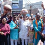 Delhi BJP Virendra Sachdeva holds protests against water crisis