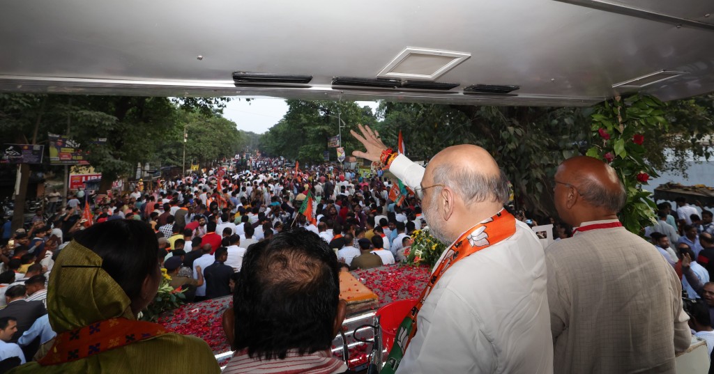 JD (U) Candidate Saryu Roy with Union Minister for Home Affairs Amit Shah Image credit X.com @AmitShah