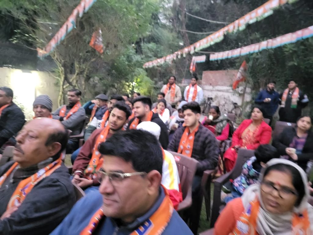 Delhi BJP manifesto meeting with RWA. Image credit Bhawna Malik