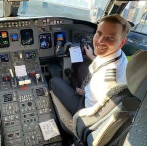 Sam Lilley, the First Officer aboard the American Airlines plane Image credit X.com