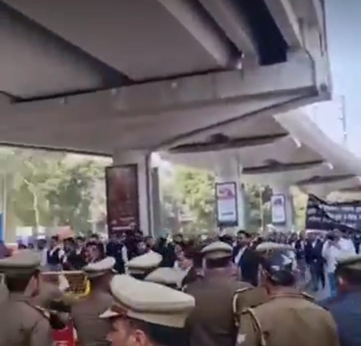 Protests against Advocates Amendment Bill 2025!