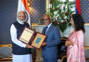 PM Narendra Modi met Mauritius President Dharambeer Gokhool. Their talks covered key areas of cooperation, reinforcing the enduring friendship between India and Mauritius !