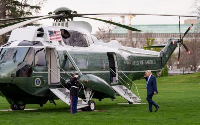 US President Donald Trump hops to a helicopter !