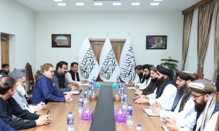 Afghan FM Meets Pakistan’s Special Envoy Amid Bilateral Concerns !