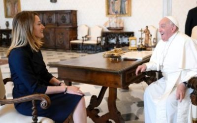European Parliament President Roberta Metsola with Pope Francis !