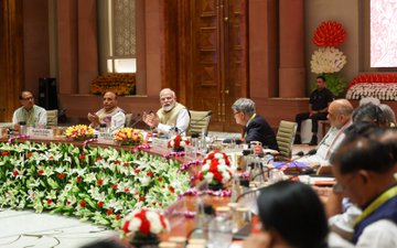Tenth Governing Council meeting of Niti Aayog in New Delhi !