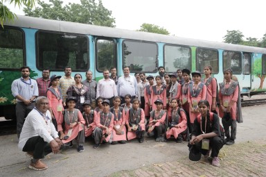 Uttar Pradesh Launches India’s First Vistadome Jungle Safari Train Service !