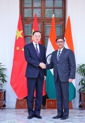 China and India held a new round of Vice Foreign Minister-Foreign Secretary Dialogue.