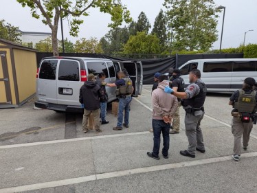 FBI Los Angeles arrests protestors!