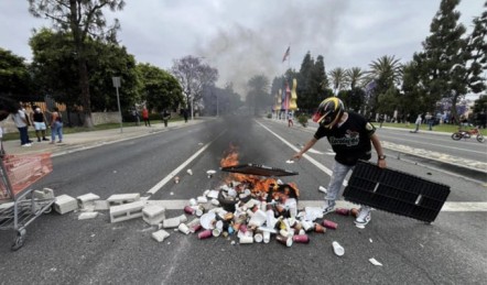 FBI said that it established a digital tipline for Los Angeles 'violence' !