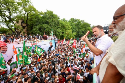Congress leaders Rahul Gandhi during Bihar Bandh protests!
