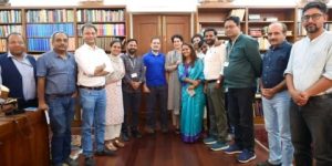Congress leaders meet media persons in New Delhi!