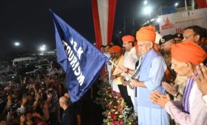 J&K LG Manoj Sinha Flags off first batch of Shri Amarnath Ji Yatra!