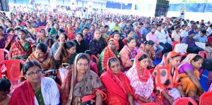 A PM Kisan Nidhi Samman scheme was held in Odisha on Saturday! (Image credit CMO Odisha, X)