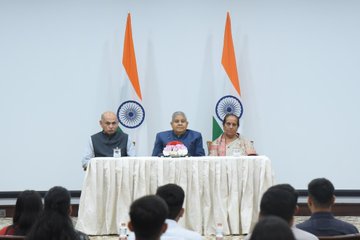 Former Vice-President Jagdeep Dhankhar at a Rajya Sabha Internship Programme!