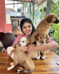 Actor Samyukta Hornad, a dog lover, spoke against Supreme Court verdict against stray dogs.