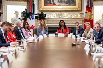 US President Donald Trump holds Cabinet meeting!