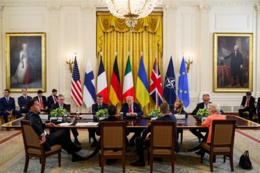 US President Donald Trump hosts Ukrainian President Zelenskyy and European allies at the White House!