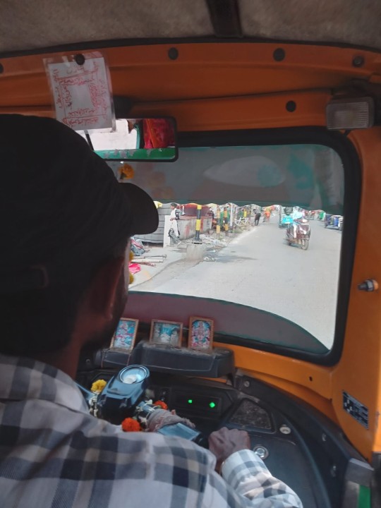 An e-rickshaw driver in Bihar (Image TRH)