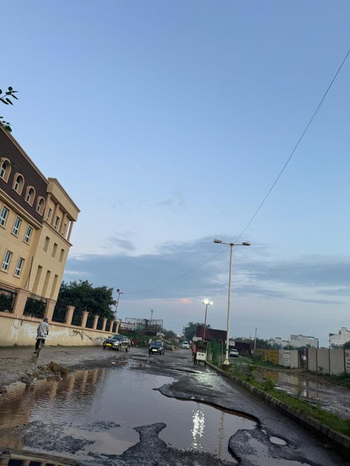City infrastructure crumbles in Gurgaon after rains!