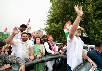 LoP Rahul Gandhi during his Bihar Yatra!