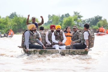 Punjab Chief Minister Bhagwant Mann surveyed floods!