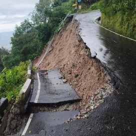 Road caves after Darjeeling landslide !