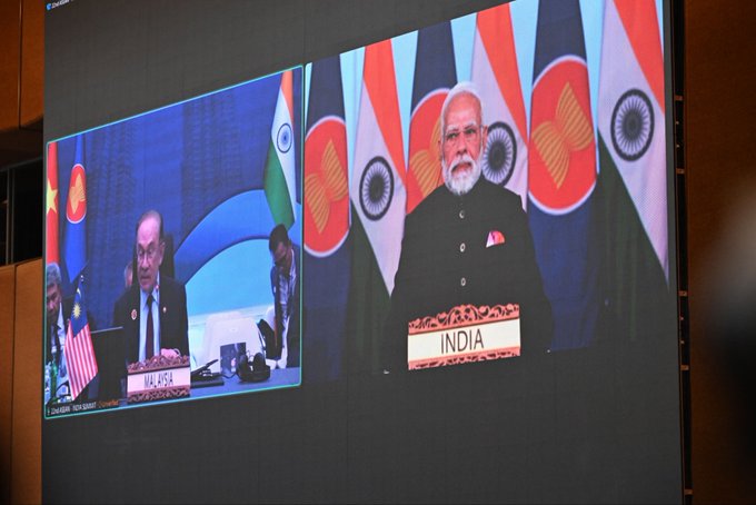 PM Narendra Modi addresses ASEAN Summit.