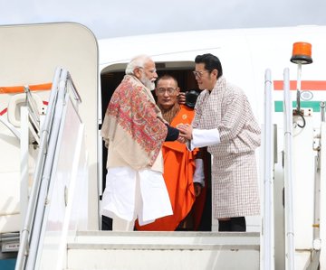 Prime Minister Narendra Modi with Bhutan King Jigme Khesar Namgyel Wangchuck.