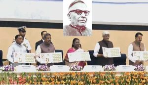 Union Minister Dharmendra Pradhan at the unveiling of stamp to commemorate the life of Dr. Harekrushna Mahtab.