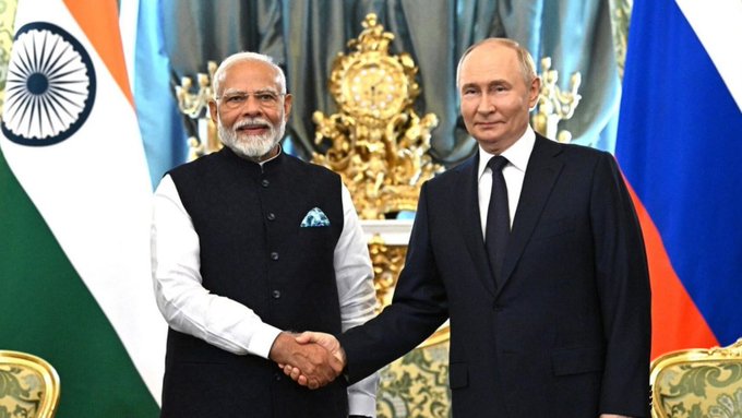 Prime Minister Narendra Modi with Russian President Vladimir Putin.