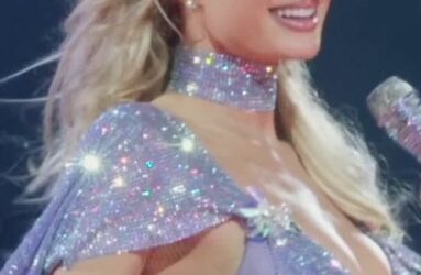 Pop star Paris Hilton.