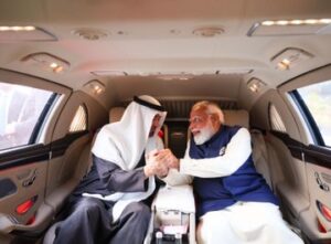 Prime Minister Narendra Modi Went Sheikh Mohamed bin Zayed Al Nahyan, President of the UAE, received at the airport.