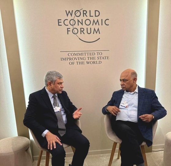 Union Minister Ashwani Vaishnaw in conversation with Arvind Krishna, CEO of IBM.