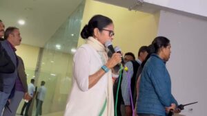 West Bengal CM Mamata Banerjee speaks to supporters during ED raid at I-PAC office.