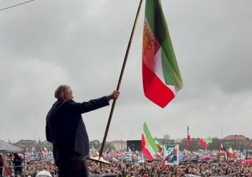 Senator Lindsey Graham addressed a rally in Germany in support of Iranian supporters.