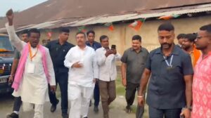 BJP's Suvendu Adhikari campaigns in Bhawanipore.