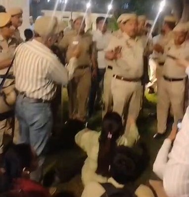 Delhi police seal the office of UNI in New Delhi.