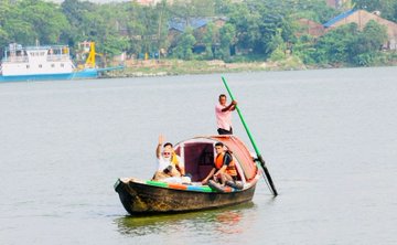 Narendra Modi’s river outreach meets Mamata Banerjee’s jibe.