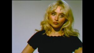 Sabrina Carpenter Apologises for Zaghrouta Mix-Up at Coachella Valley.