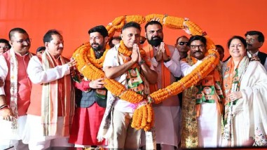 BJP MLA Anand Mishra backs Bihar Police after Siwan encounter.