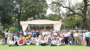 Government notice ordering resumption of Delhi Gymkhana Club premises at Safdarjung Road.
