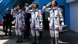 Lai Ka-ying posing before launch as China’s first astronaut from Hong Kong.