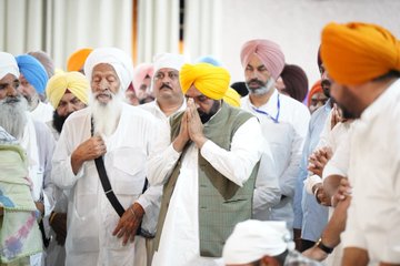 Punjab Chief Minister Bhagwant Singh Mann at at the historic site Gurdwara Sri Jotisar Sahib (Sixth Throne).