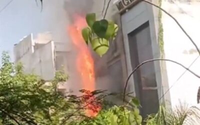 Delhi Hotel fire kills 21, mostly foreigners.