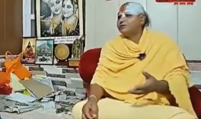 Hanuman Garhi Mahant Ram Dass makes allegations against Champat Rai.
