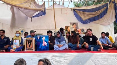 Former Jammu and Kashmir CM Mehbooba Mufti at CJP protest at Jantar Mantar.